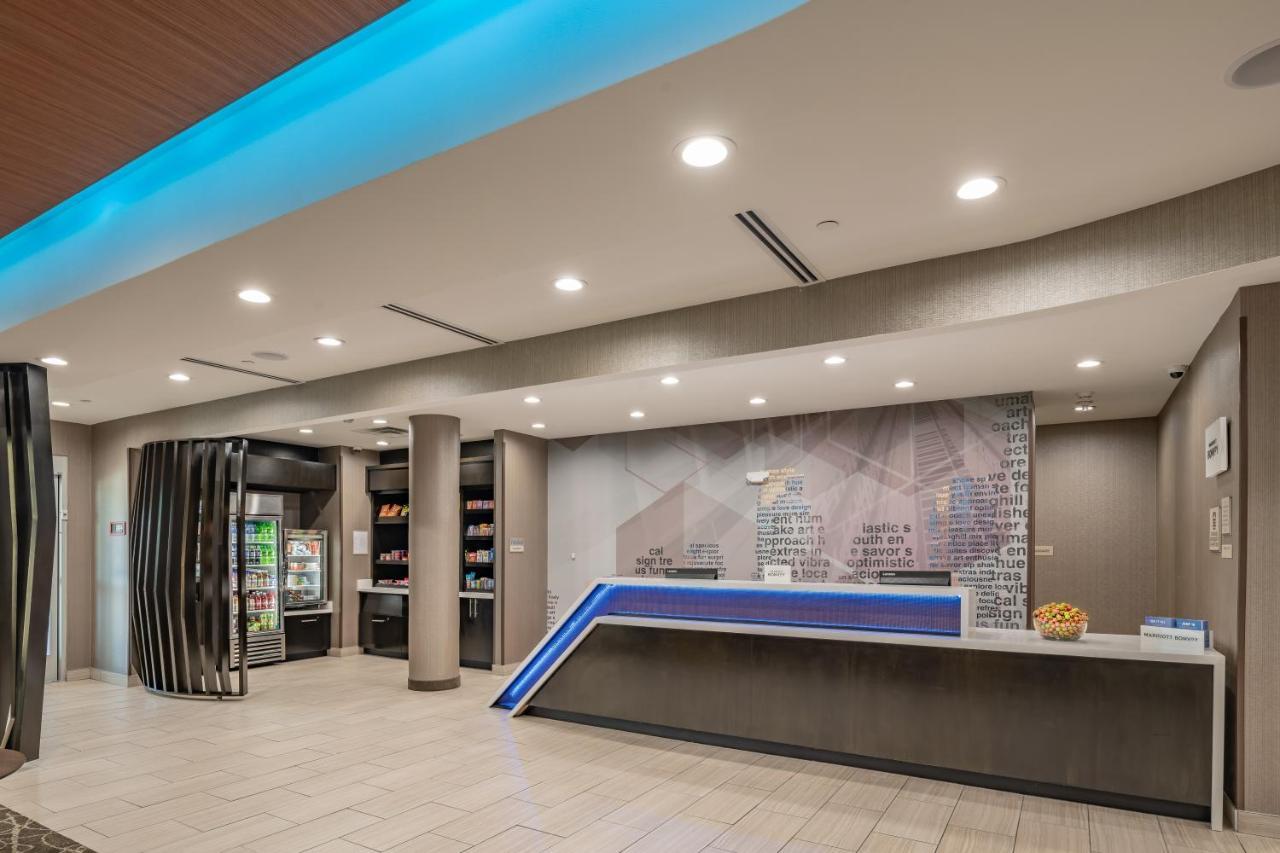 Springhill Suites Dallas Central Expressway Eksteriør bilde