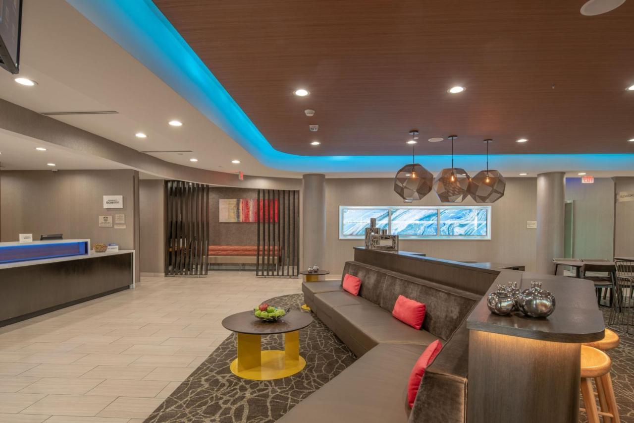 Springhill Suites Dallas Central Expressway Eksteriør bilde