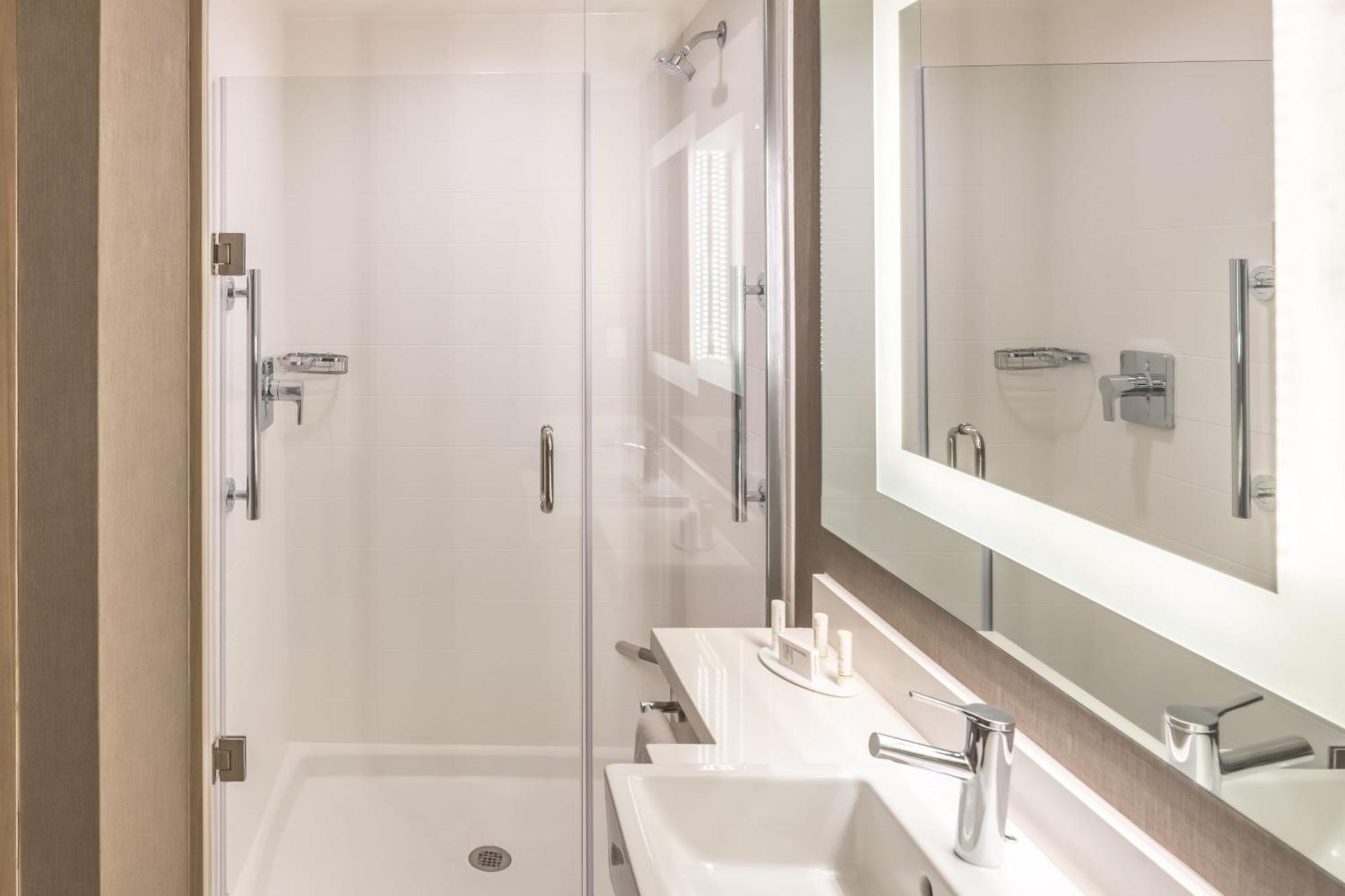 Springhill Suites Dallas Central Expressway Eksteriør bilde