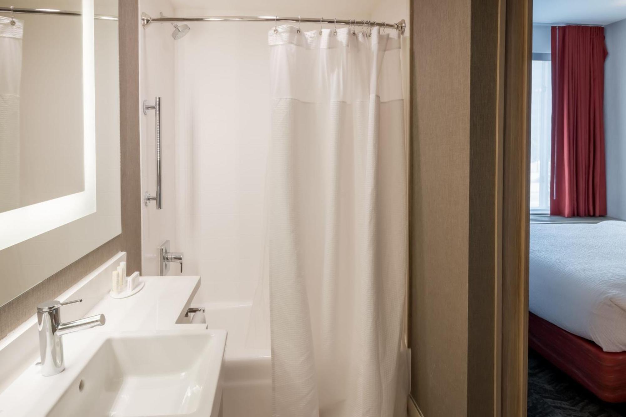 Springhill Suites Dallas Central Expressway Eksteriør bilde