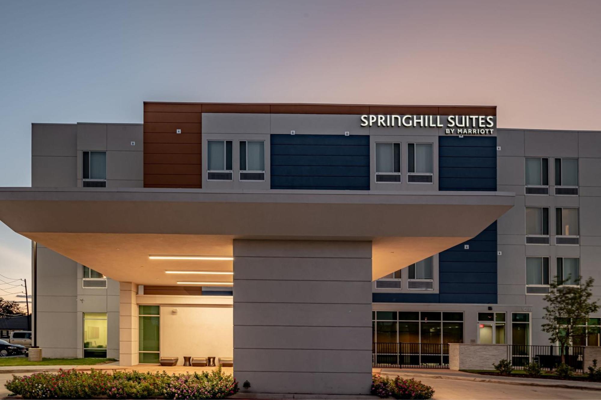 Springhill Suites Dallas Central Expressway Eksteriør bilde