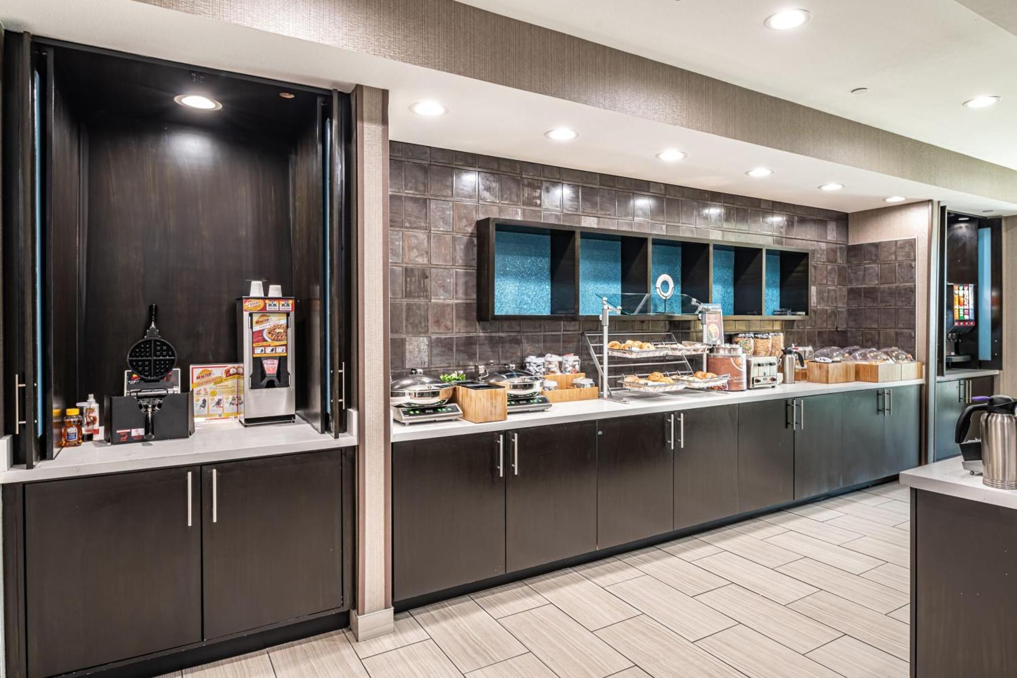 Springhill Suites Dallas Central Expressway Eksteriør bilde